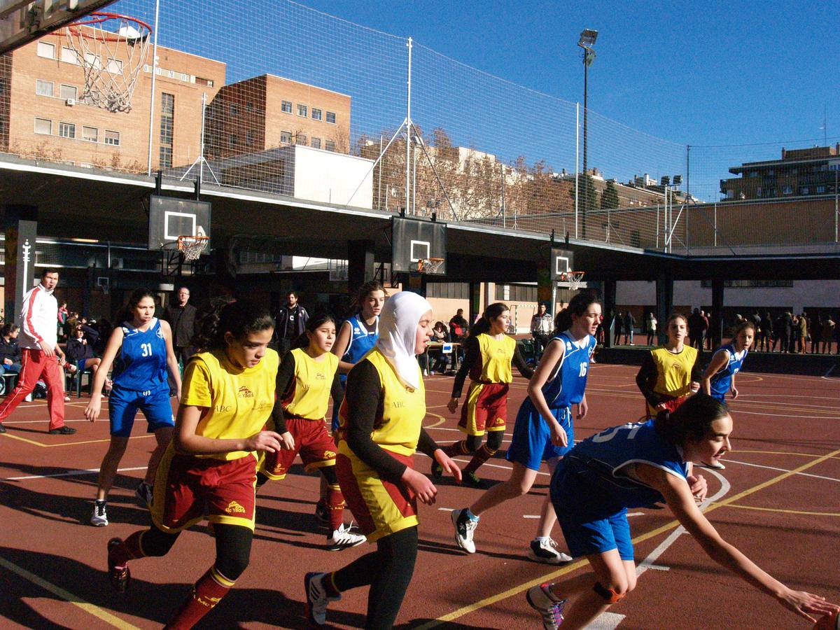 Virgen de Atocha vs Padre Piquer