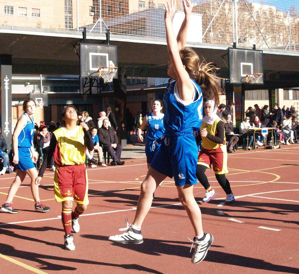 Virgen de Atocha vs Padre Piquer