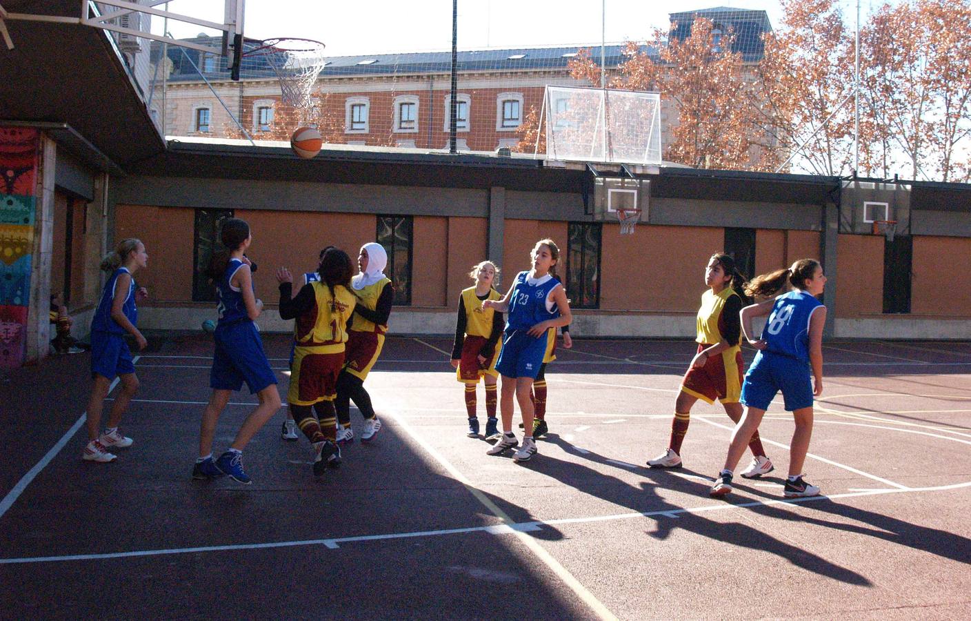 Virgen de Atocha vs Padre Piquer