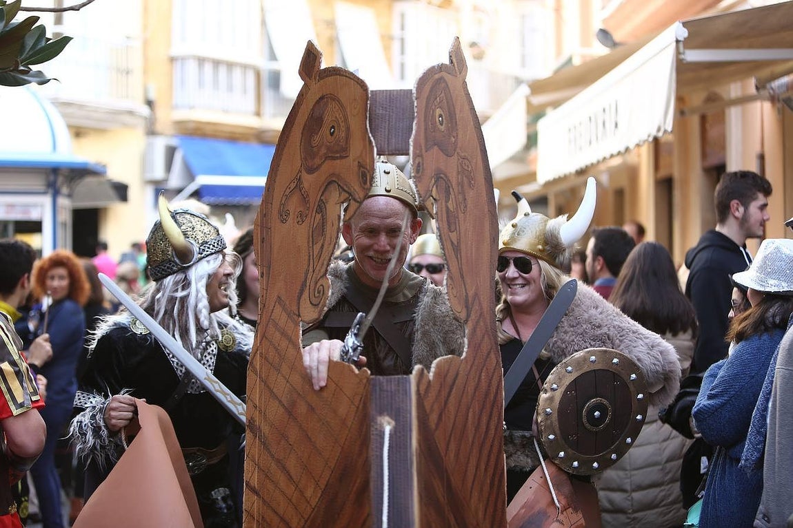 Fotos: Primer sábado de Carnaval en Cádiz