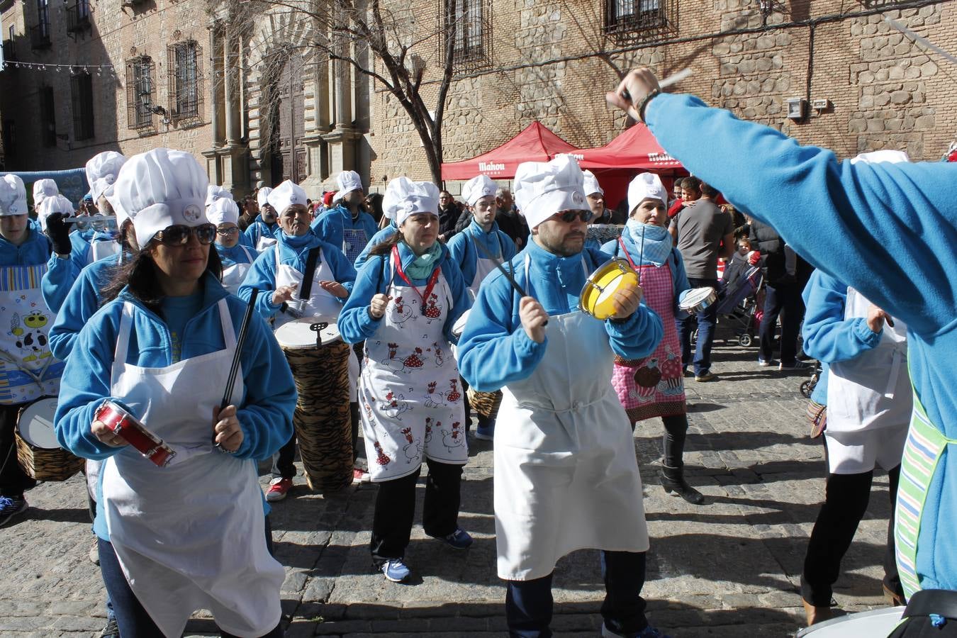 Degustación de carcamusas en la plaza del Ayuntamiento