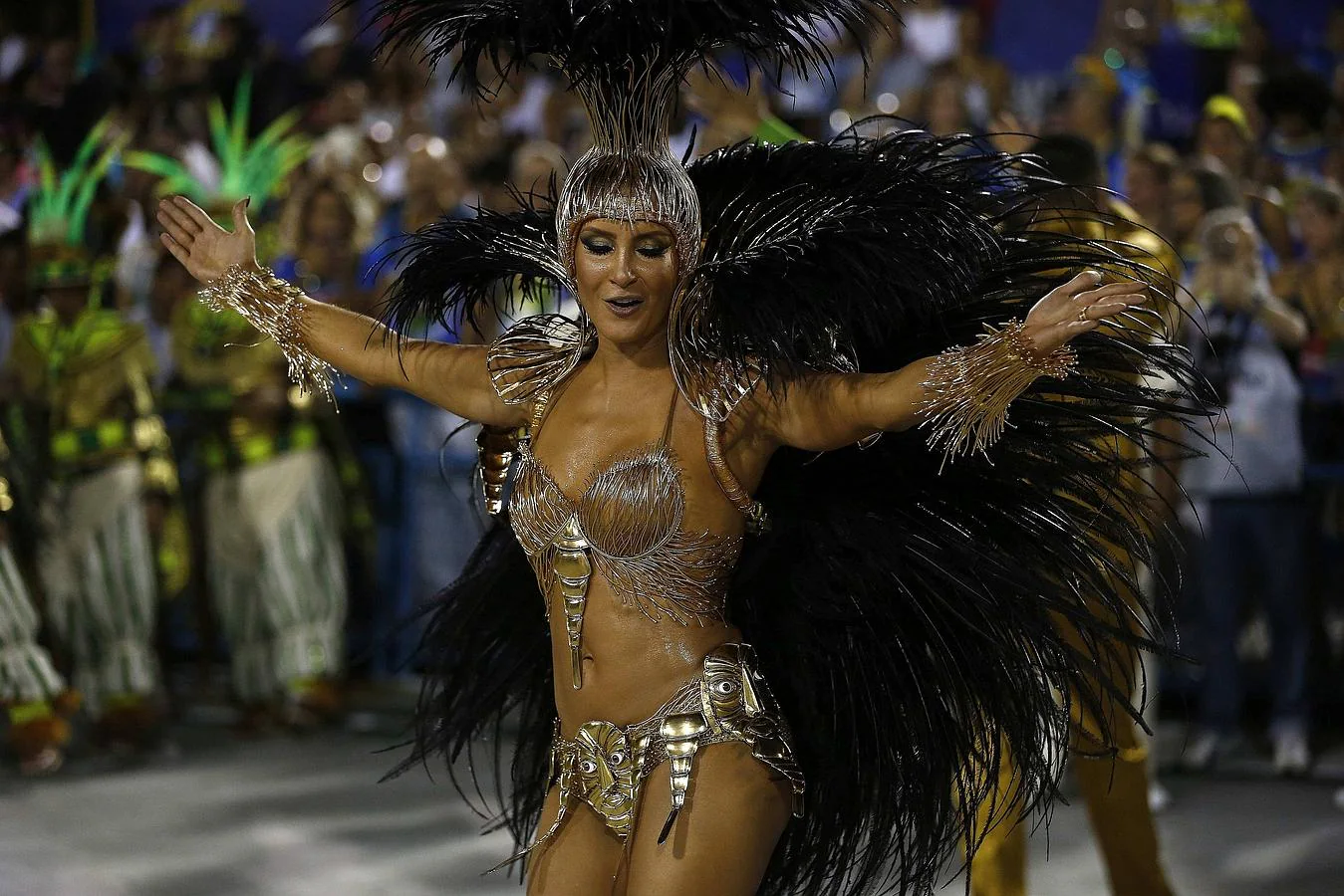Río de Janeiro celebra el carnaval. La escuela de samba Mocidade Independente de Padre Miguel durante el primer día de los desfiles de las escuelas de samba del Grupo Especial, en la pasarela de samba