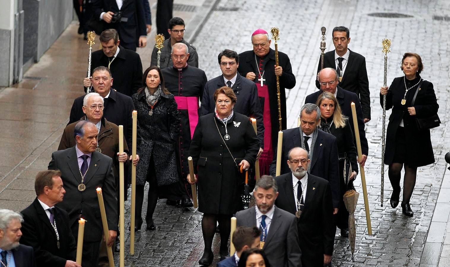 El Vía Crucis de la Agrupación de Cofradías, en imágenes