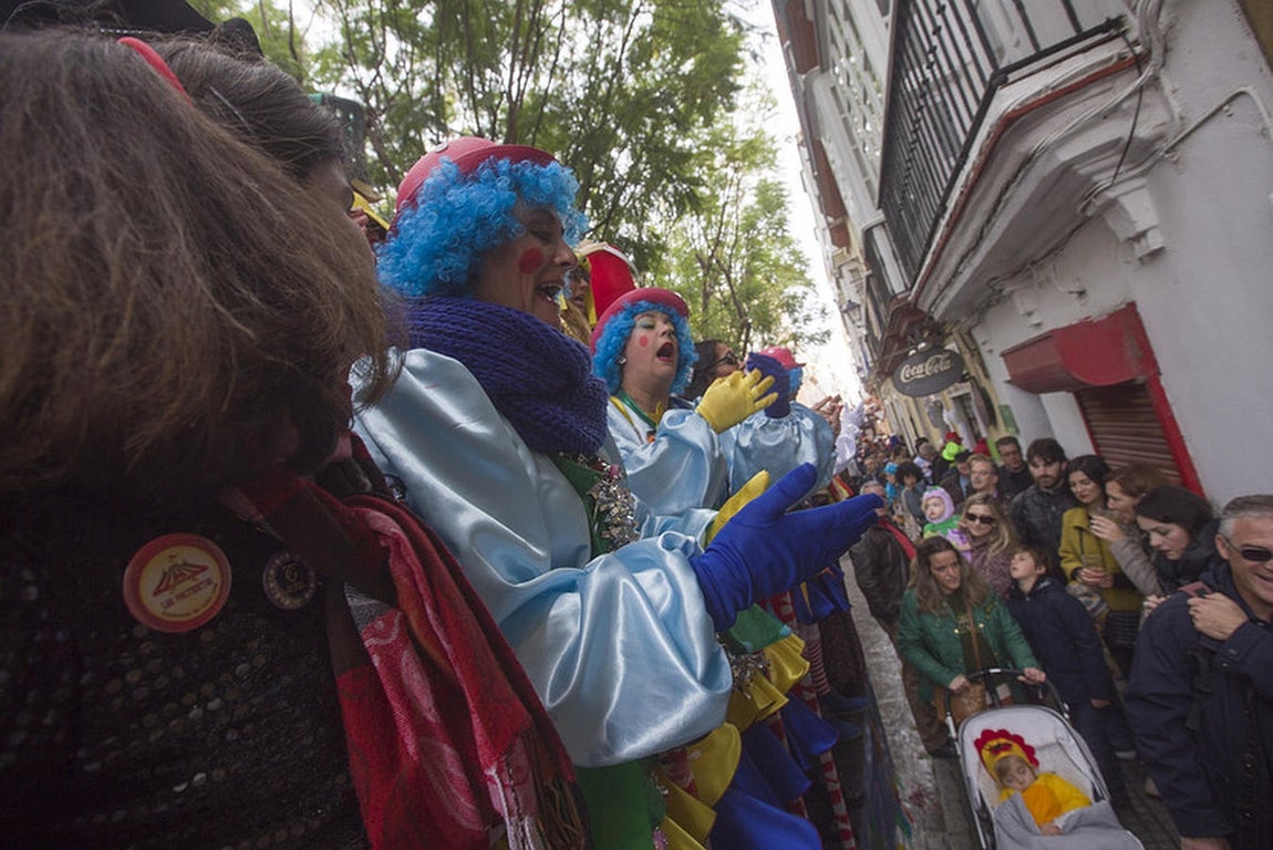 Carrusel de Coros en El Mentidero y La Viña