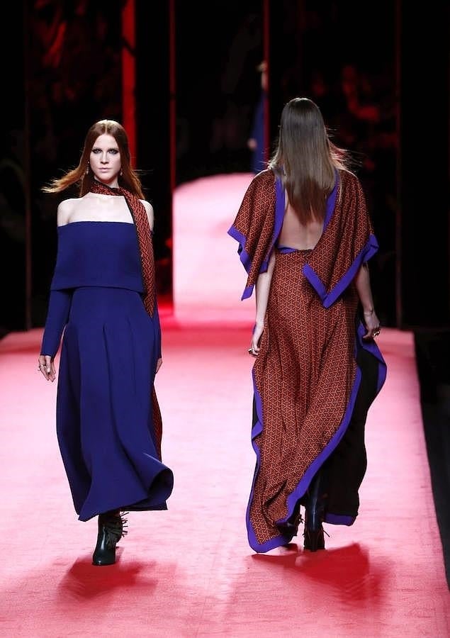 Propuestas para el Otoño-Invierno 2016-17 del diseñador Juanjo Oliva. 