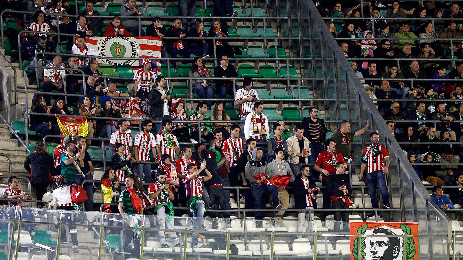 El Betis consigue un punto ante el Sporting que sabe a poco (1-1)