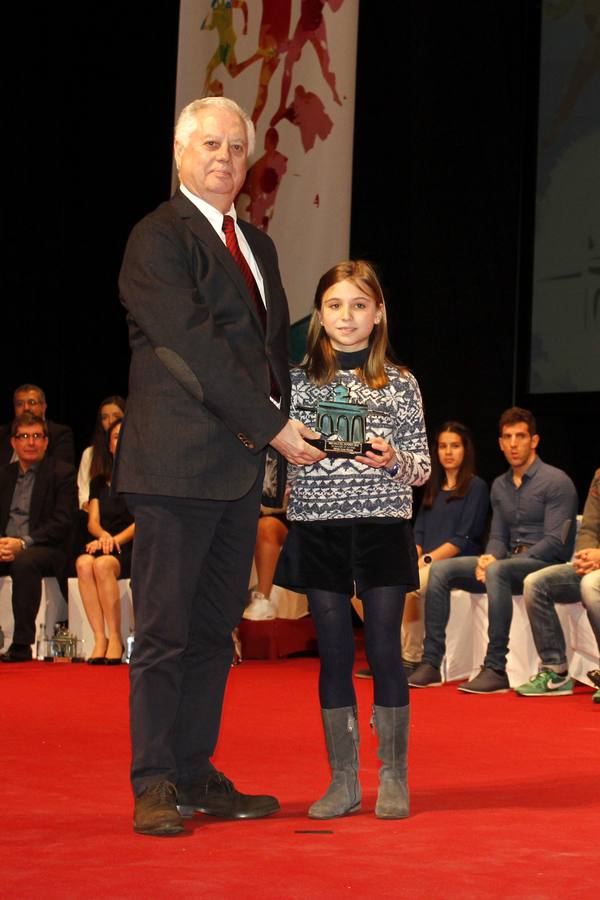 Voleibol, Mónica Azar Briones. 