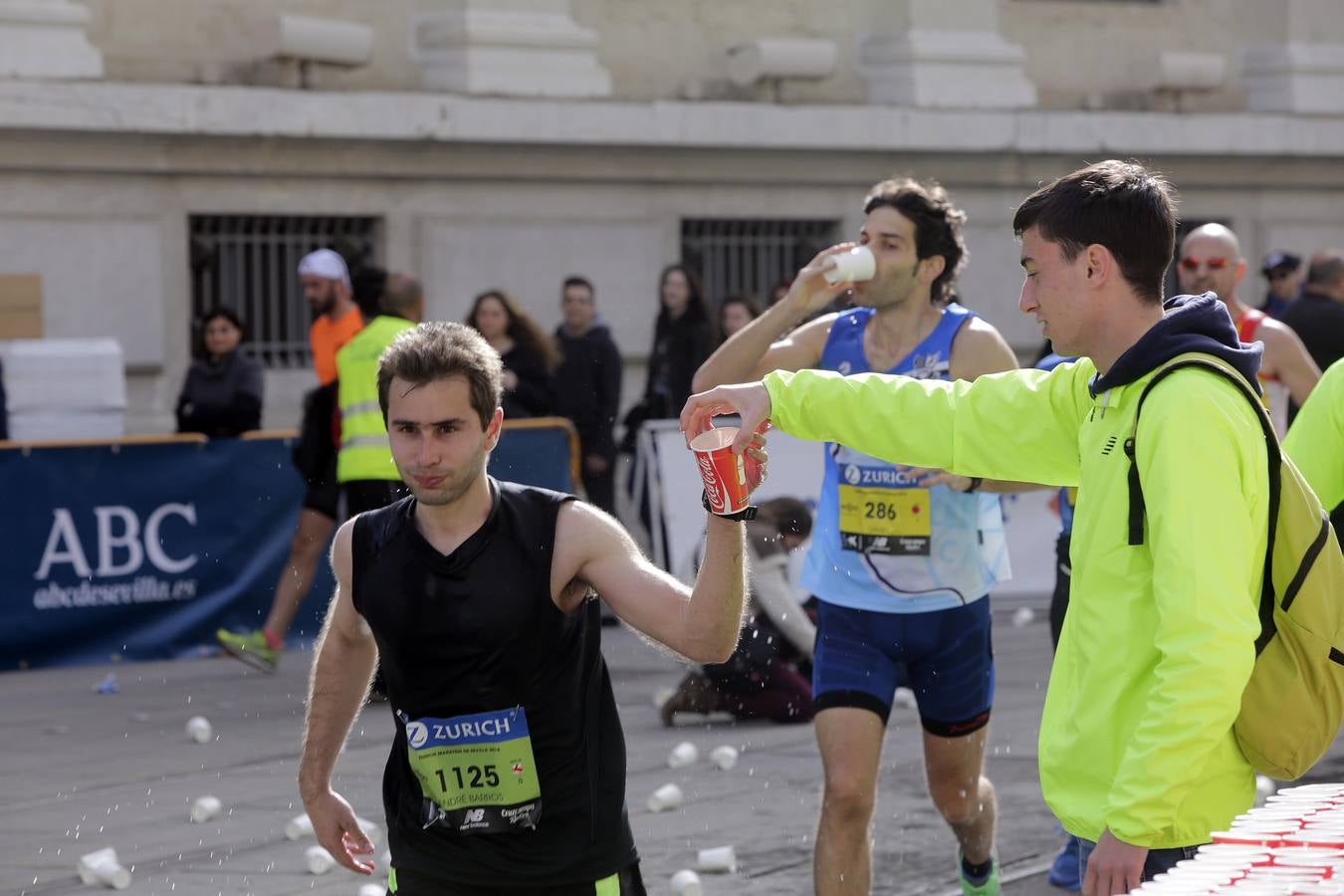 El Zurich Maratón de Sevilla 2016, en imágenes