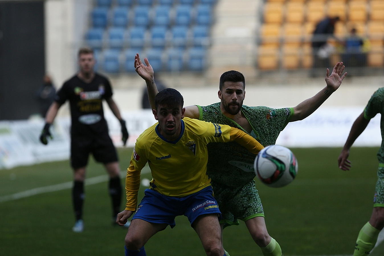 Partido Cádiz-La Hoya (1-1)