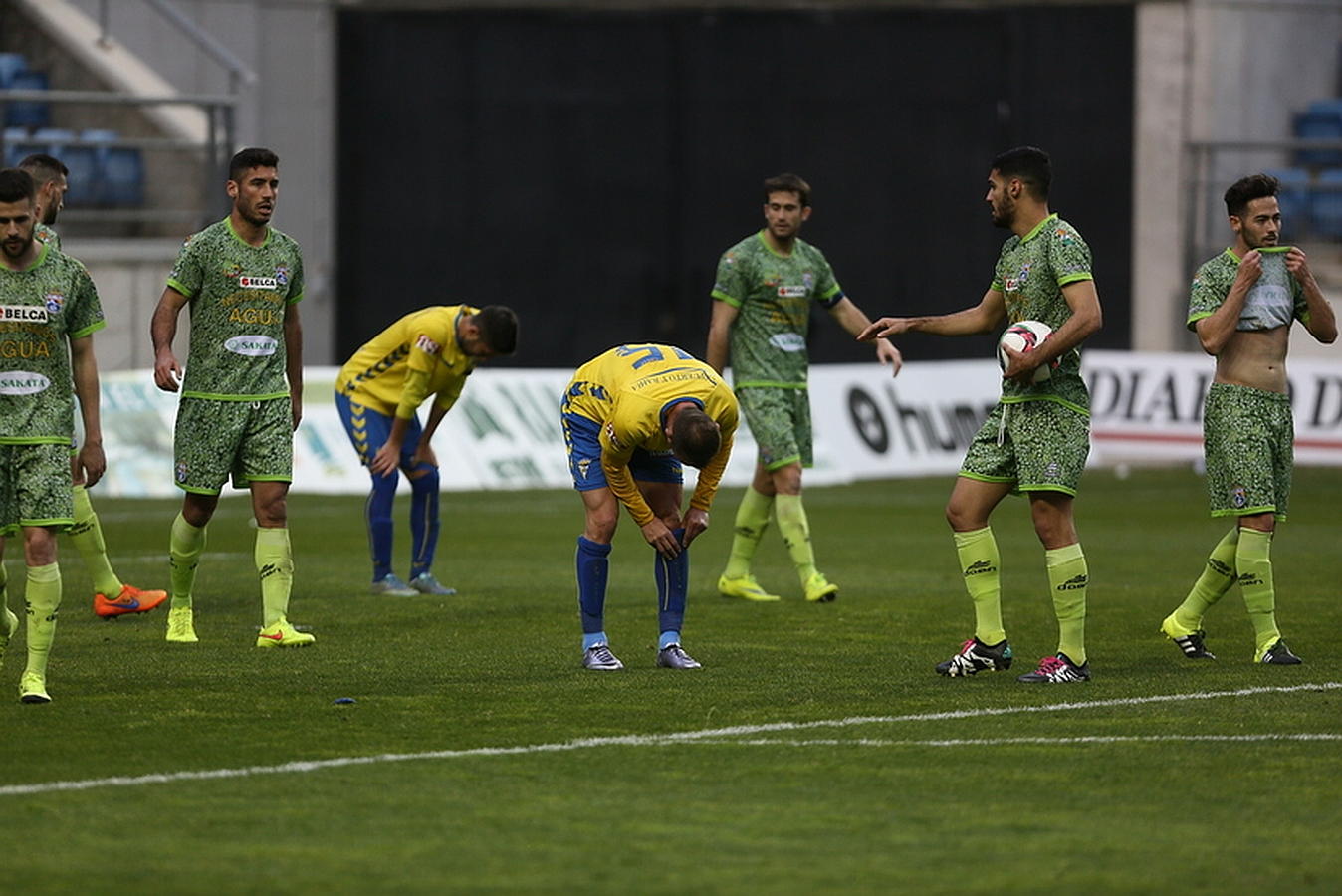 Partido Cádiz-La Hoya (1-1)