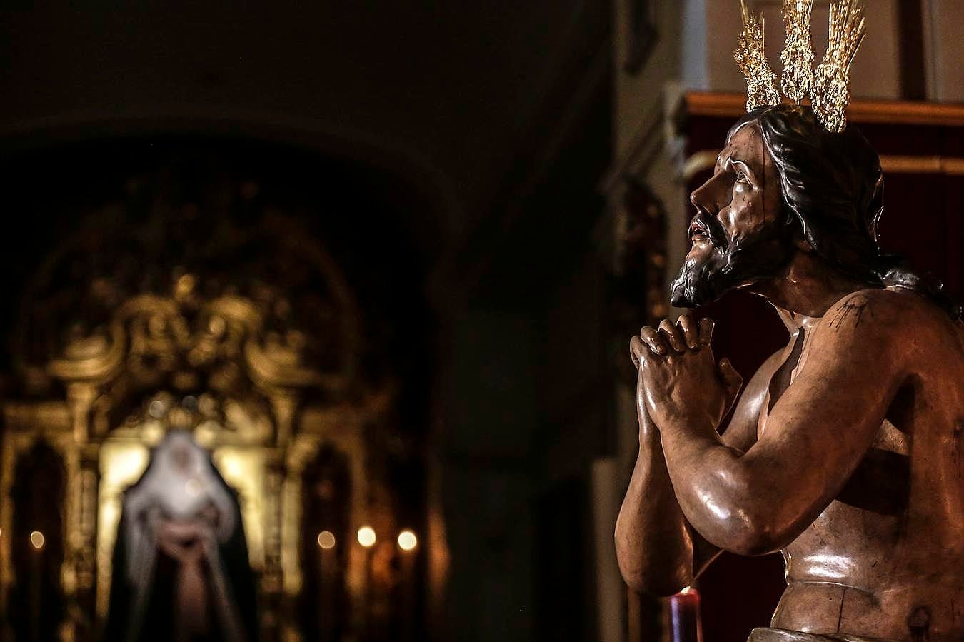 Triana, a los pies de Nuestro Padre Jesús de las Penas de la Estrella