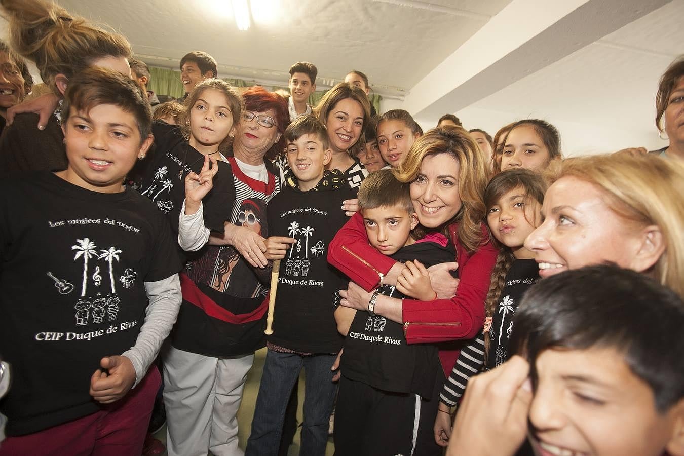 La presidenta de la Junta, Susana Díaz, en un colegio de Las Palmeras