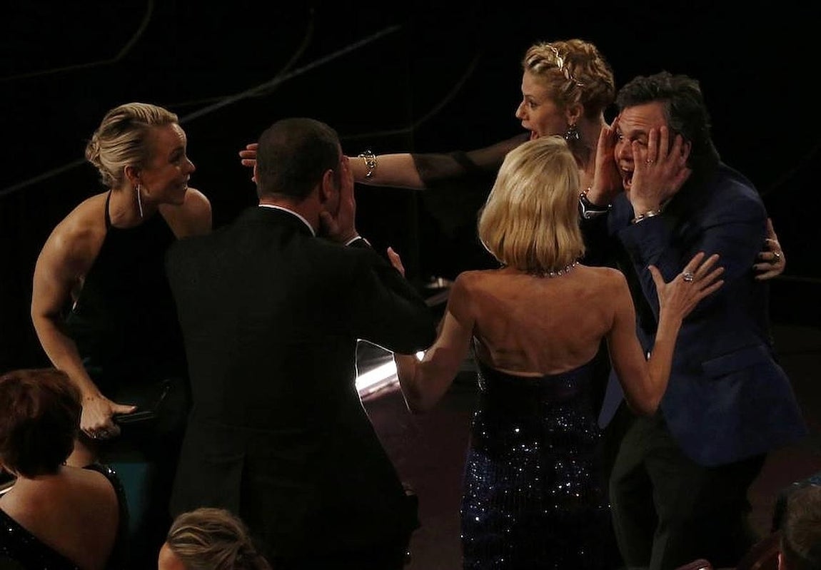 Spotlight, de Thomas McCarthy, dio la sorpresa de la noche llevándose el Orcar por la mejor película del año. 