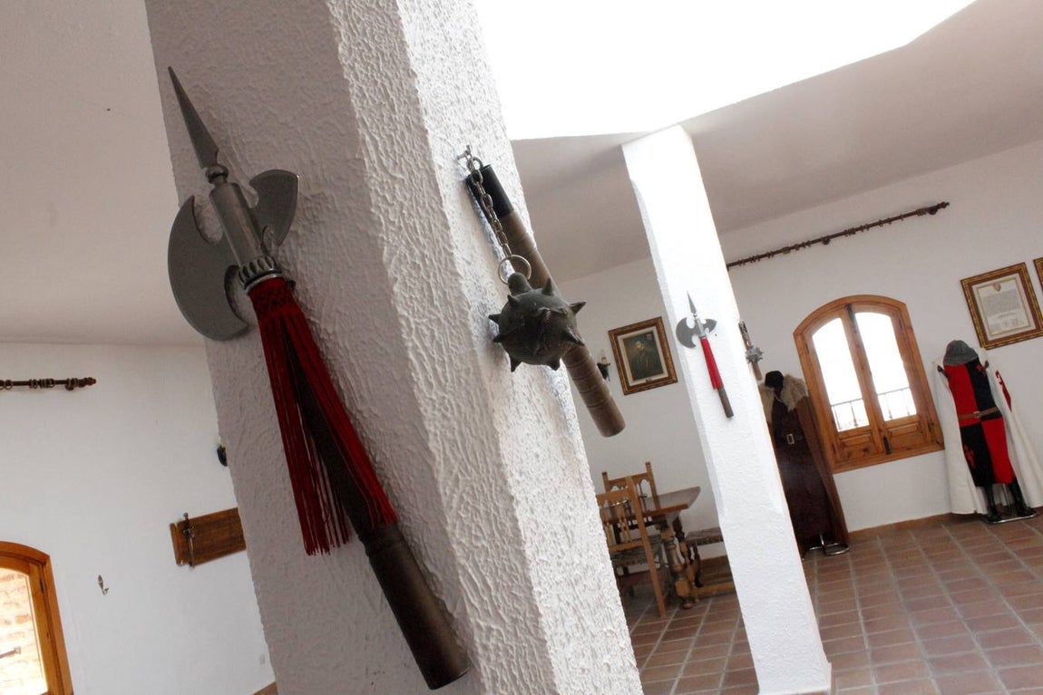 El castillo palaciego de Manzaneque en imágenes