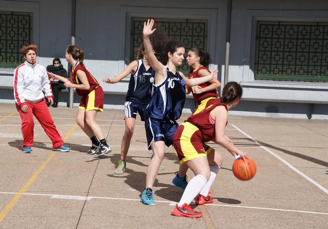 Baloncesto: Nuestra Señora de las Maravillas vs Virgen de Atocha
