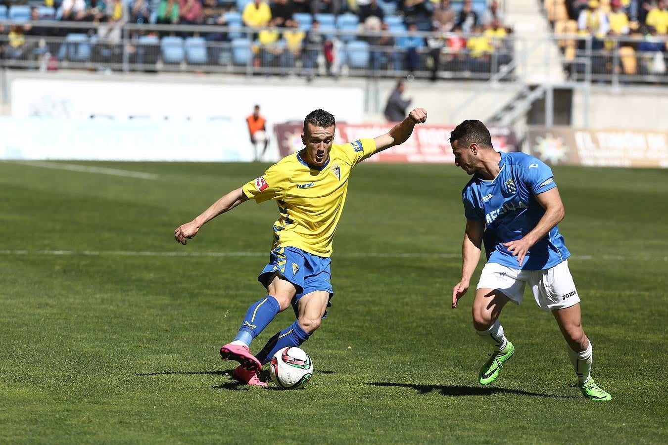 Cádiz C.F. 3 - UD. Melilla 0