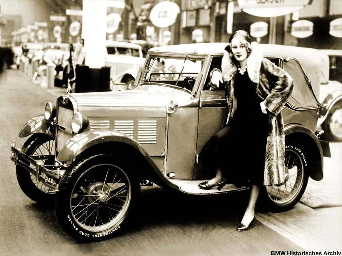 En 1928 compran la fábrica de coches que fabrica el Dixi 3/15 PS