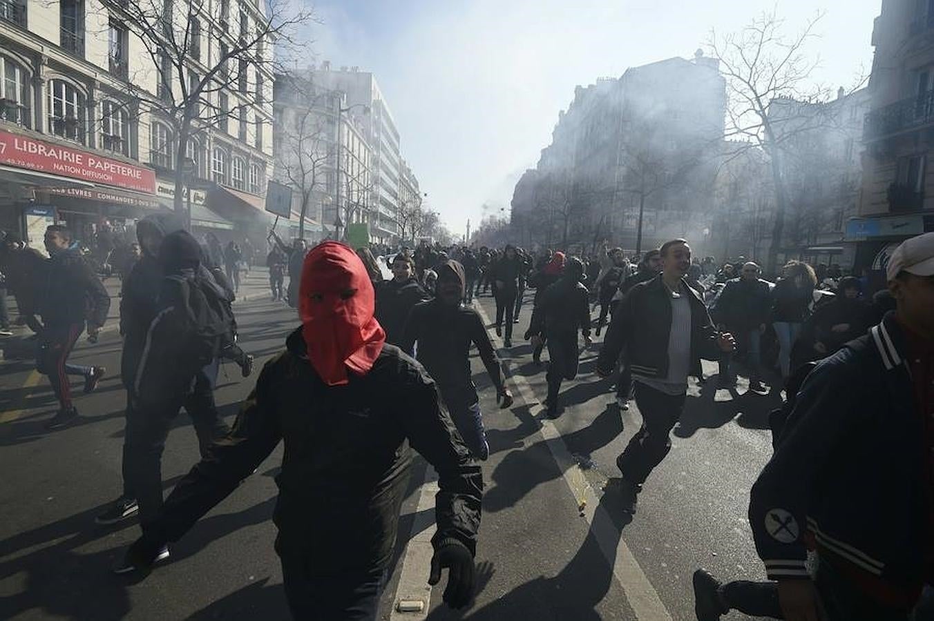 Movilización de estudiantes contra la reforma laboral este jueves en París. 