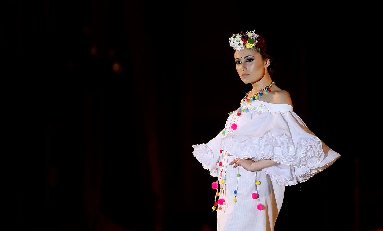 En imágenes, la colección flamenca y solidaria de Juana Martín