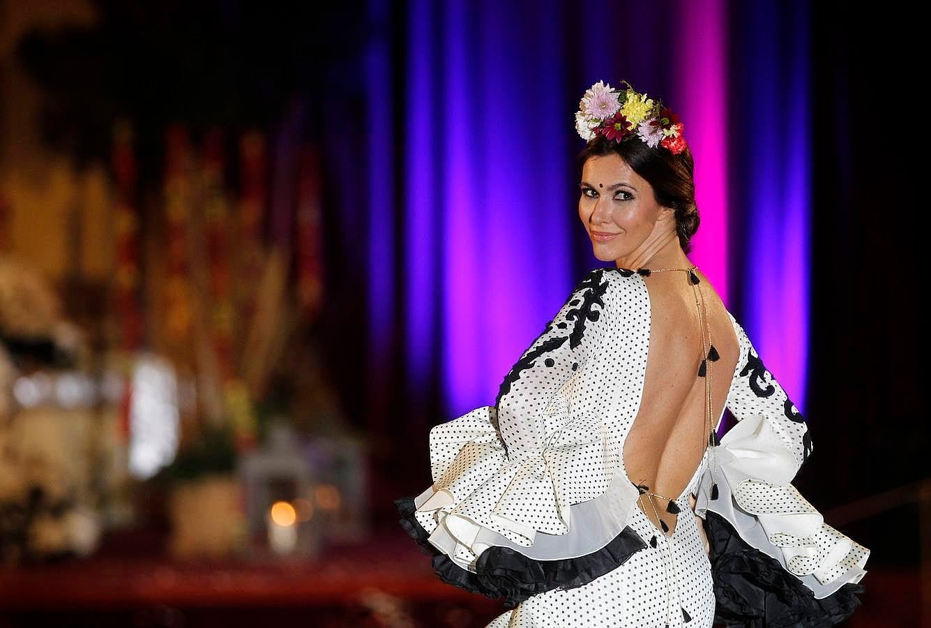 En imágenes, la colección flamenca y solidaria de Juana Martín