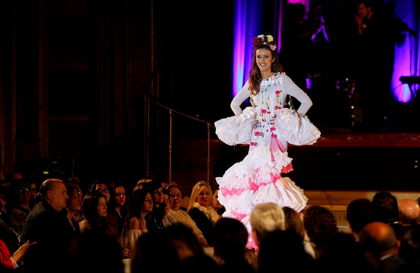 En imágenes, la colección flamenca y solidaria de Juana Martín