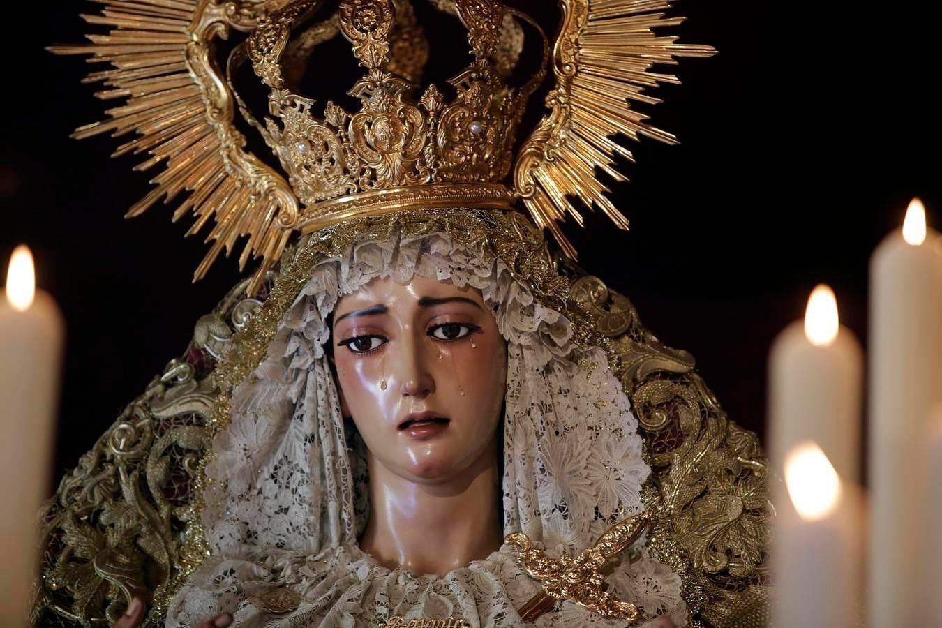 La Virgen del Rosario de la Hermandad de La Milagrosa