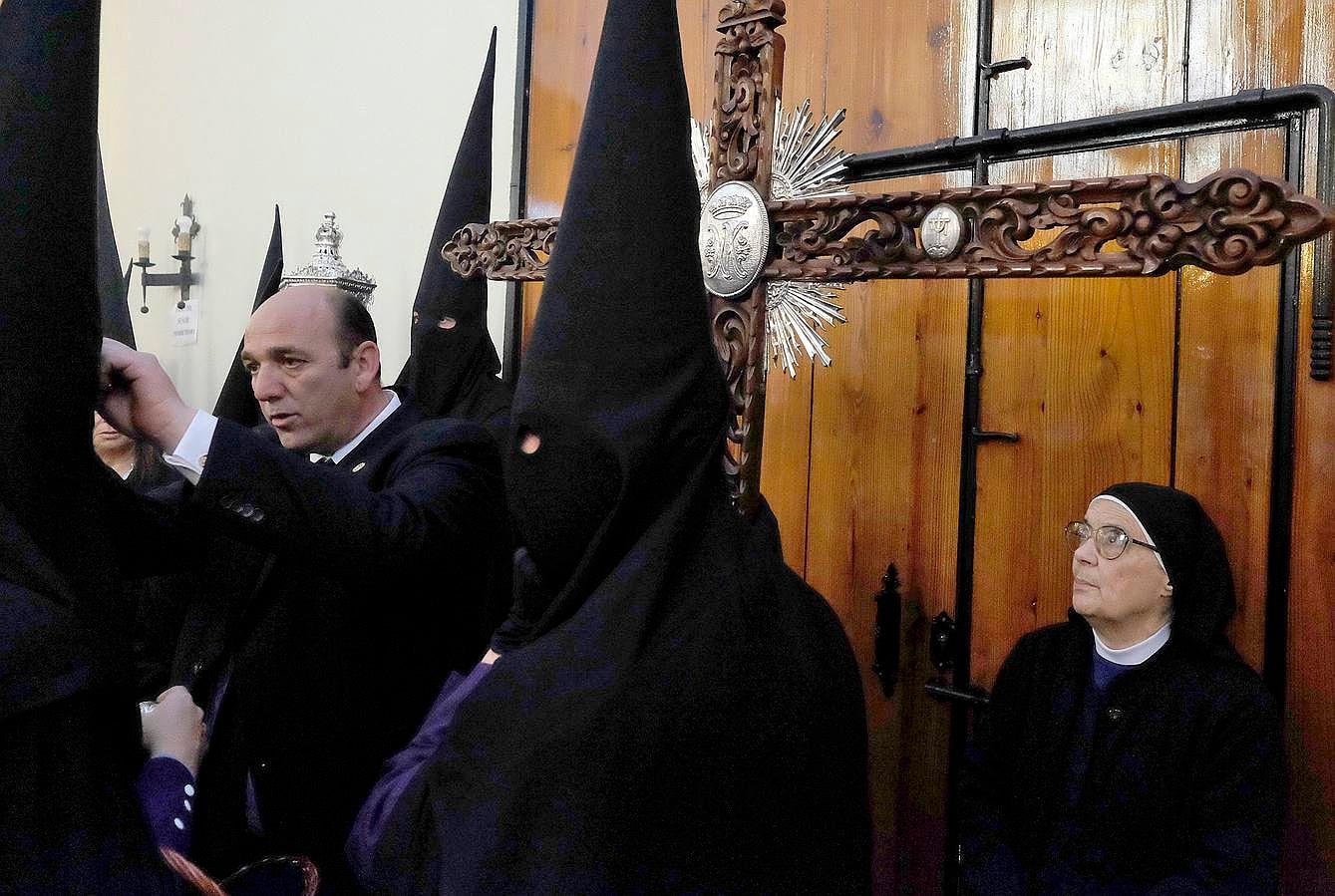 Cruz de guía de la Hermandad del Divino Perdón de Alcosa