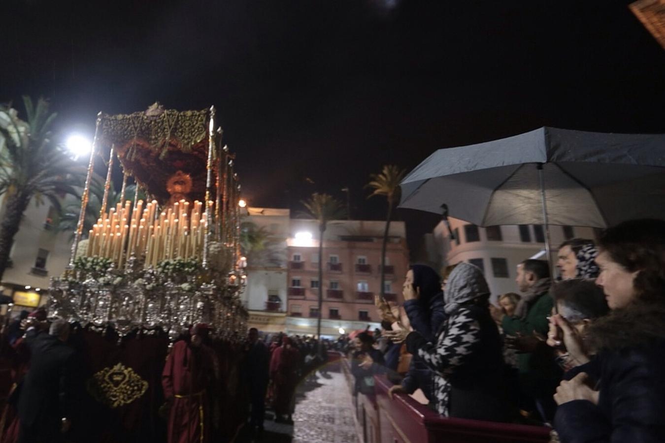 Fotos: Humildad y Paciencia en el Domingo de Ramos. Semana Santa en Cádiz 2016