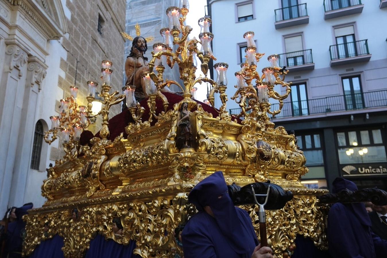 Fotos: Humildad y Paciencia en el Domingo de Ramos. Semana Santa en Cádiz 2016