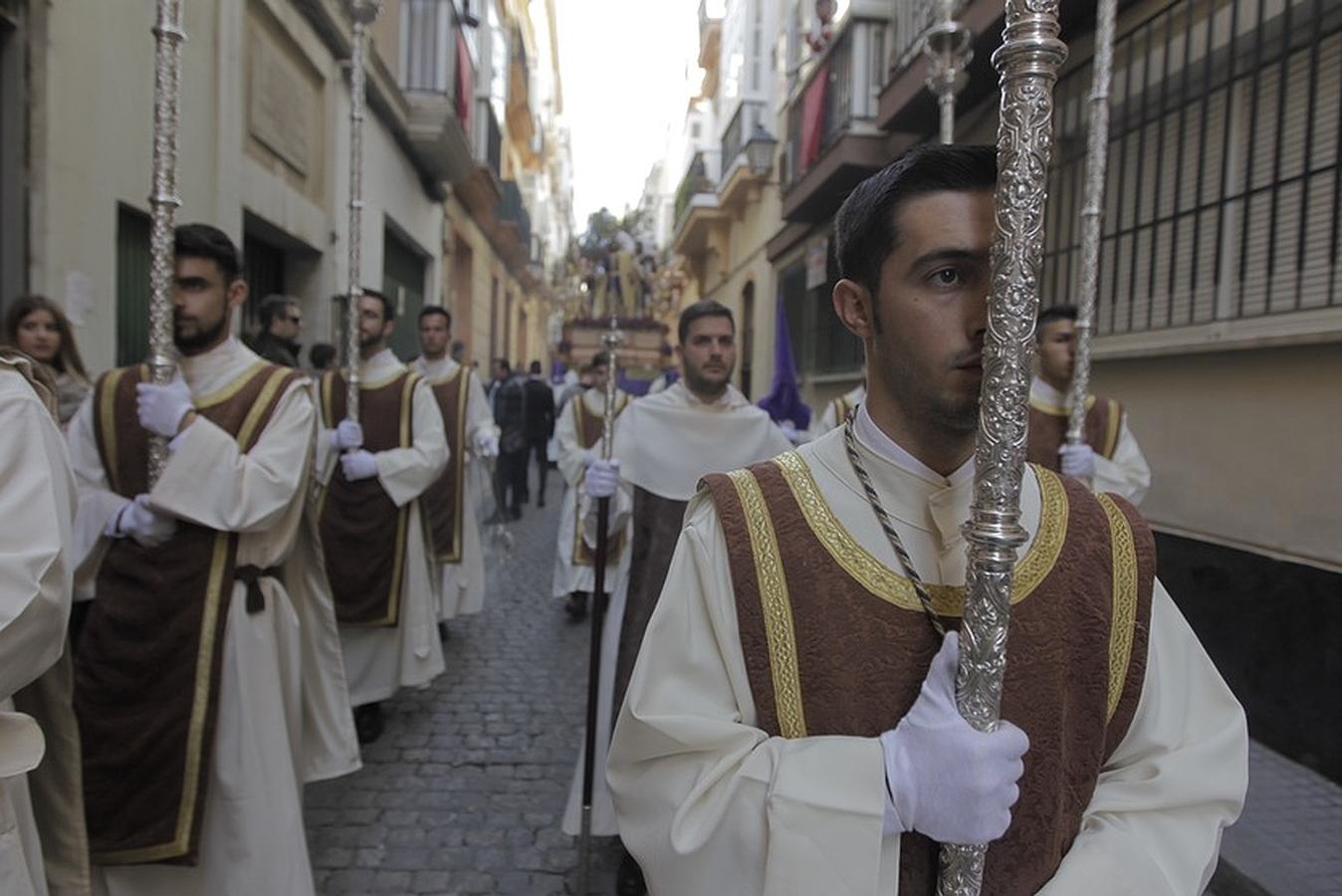 Fotos: El Prendimiento en el Lunes Santo. Semana Santa en Cádiz 2016