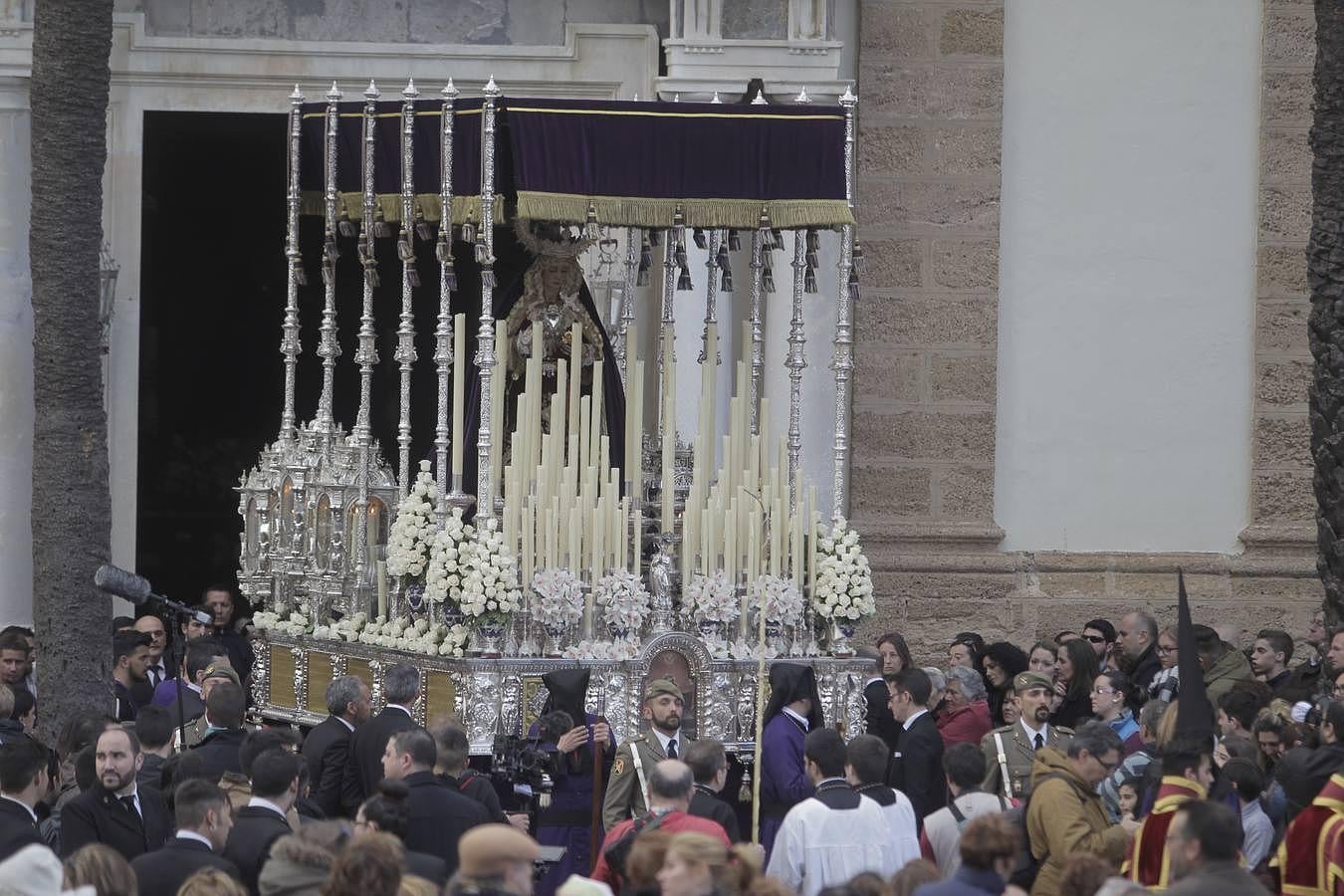 Fotos: Piedad el Martes Santo en Cádiz. Semana Santa 2016