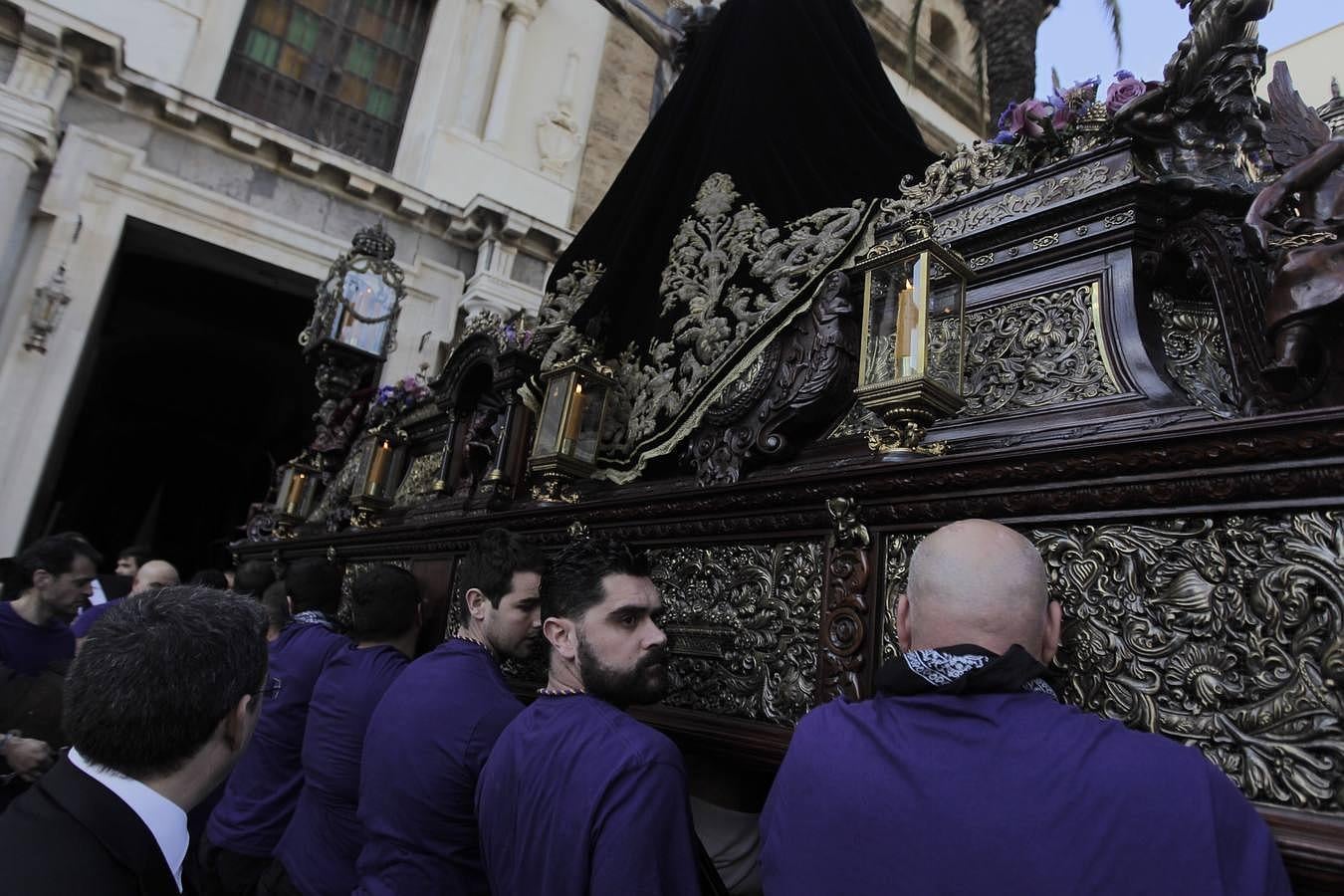 Fotos: Piedad el Martes Santo en Cádiz. Semana Santa 2016