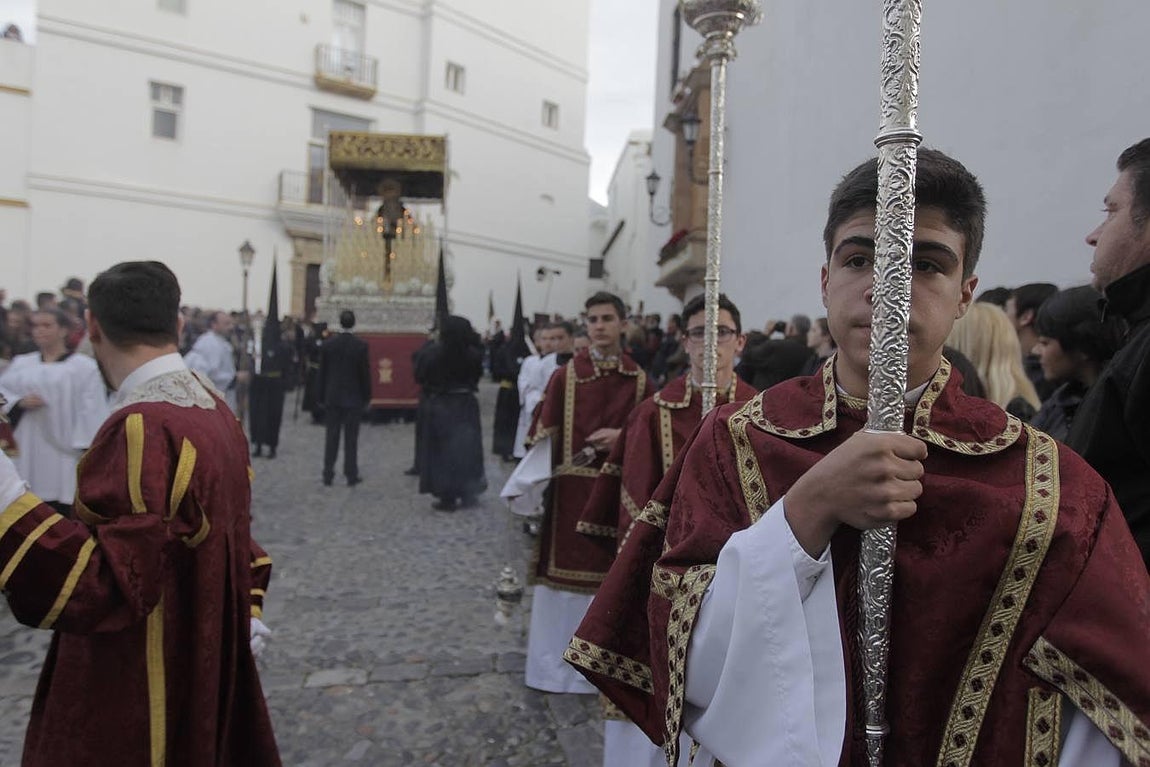 Fotos: Sanidad el Martes Santo en Cádiz. Semana Santa 2016
