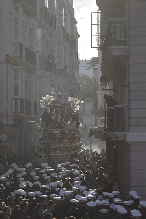 Fotos: Sentencia el Miércoles Santo en Cádiz. Semana Santa 2016