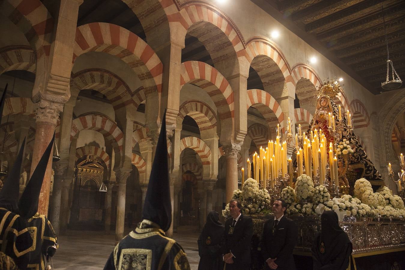 La majestad de la Virgen de los Dolores