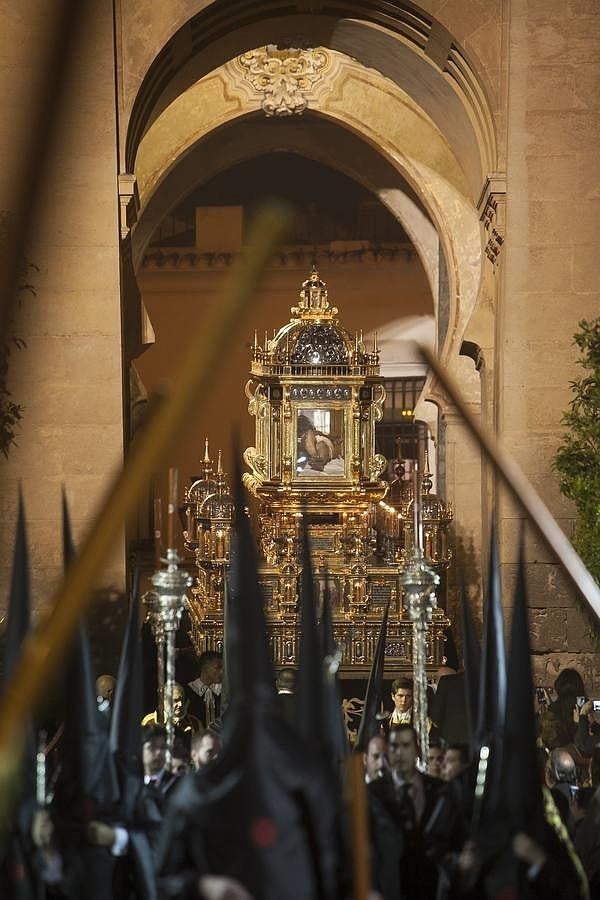 El Santo Sepulcro enmudece a Córdoba