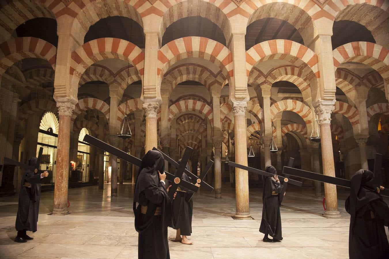 El Santo Sepulcro enmudece a Córdoba