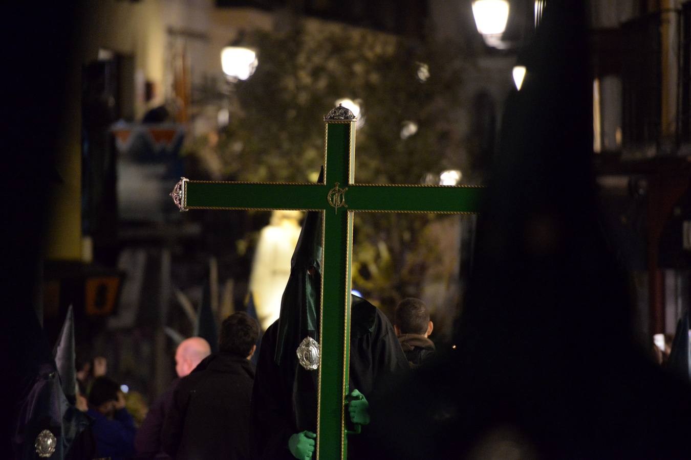 Los cinco pasos del Jueves Santo toledano, en imágenes,