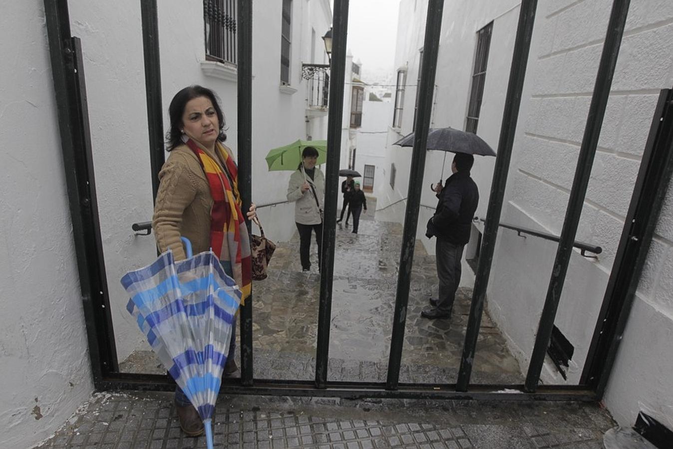 La lluvia desluce el tradicional toro &#039;embolao&#039; de Vejer