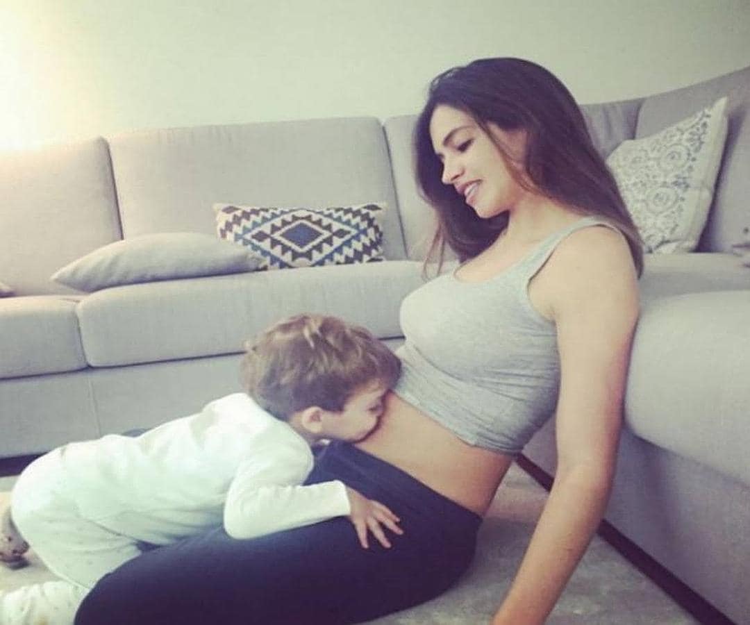 Sara Carbonero anuncia que está embarazada de su segundo hijo. Nacerá el próximo mes de junio. 