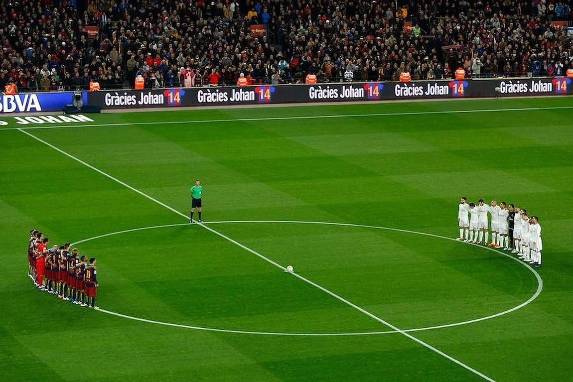 El homenaje a Johan Cruyff, en imagenes