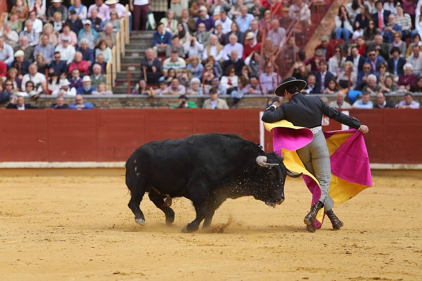 Un capote a la lucha contra el cáncer