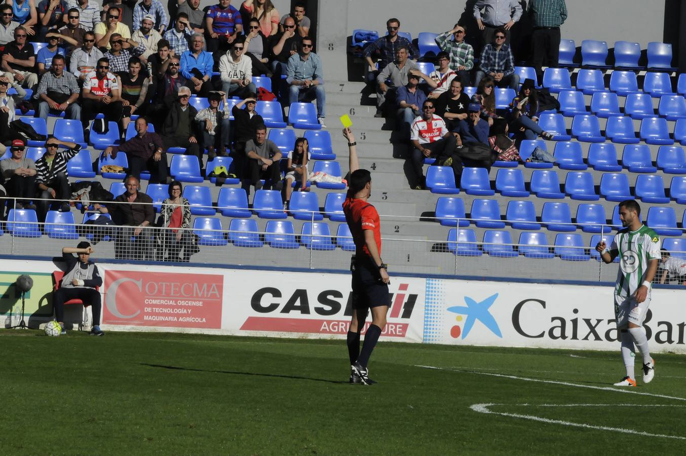 Selección de fotografías de la victoria del CCF en Huesca