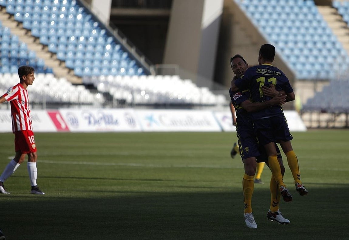 Las mejores imágenes del Almería B-Cádiz CF (2-1)