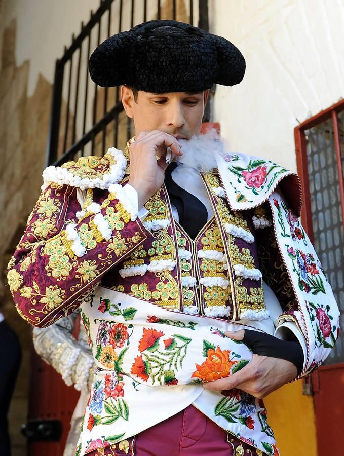 Las imágenes más llamativas de las corridas de la Feria de Abril (II)