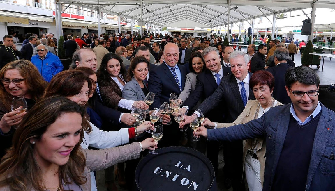 En imágenes, el arranque de la Cata del Vino Montilla-Moriles