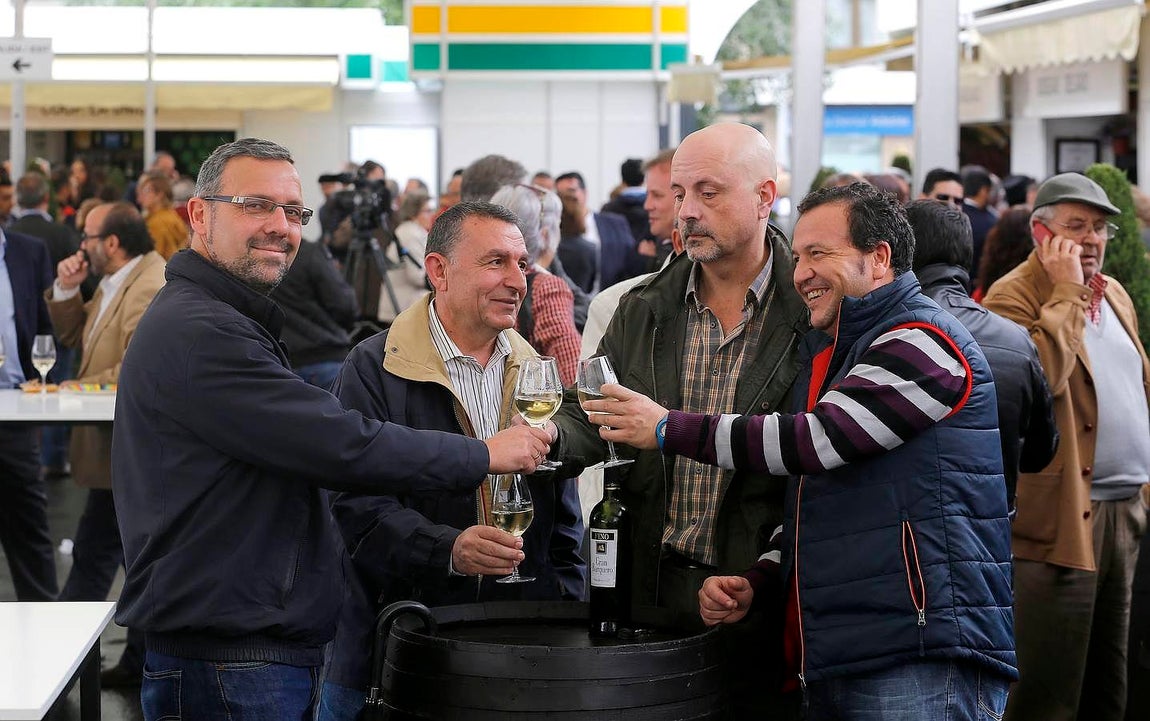 En imágenes, el arranque de la Cata del Vino Montilla-Moriles