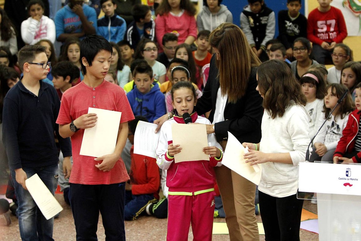 Los alumnos del colegio Jamie de Foxá celebran el Día del Libro