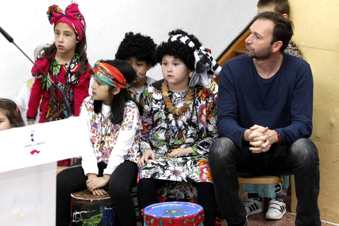 Los alumnos del colegio Jamie de Foxá celebran el Día del Libro