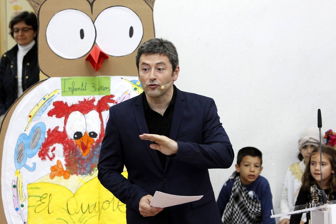 Los alumnos del colegio Jamie de Foxá celebran el Día del Libro